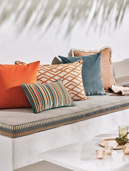 Outdoor Furniture & Cushions