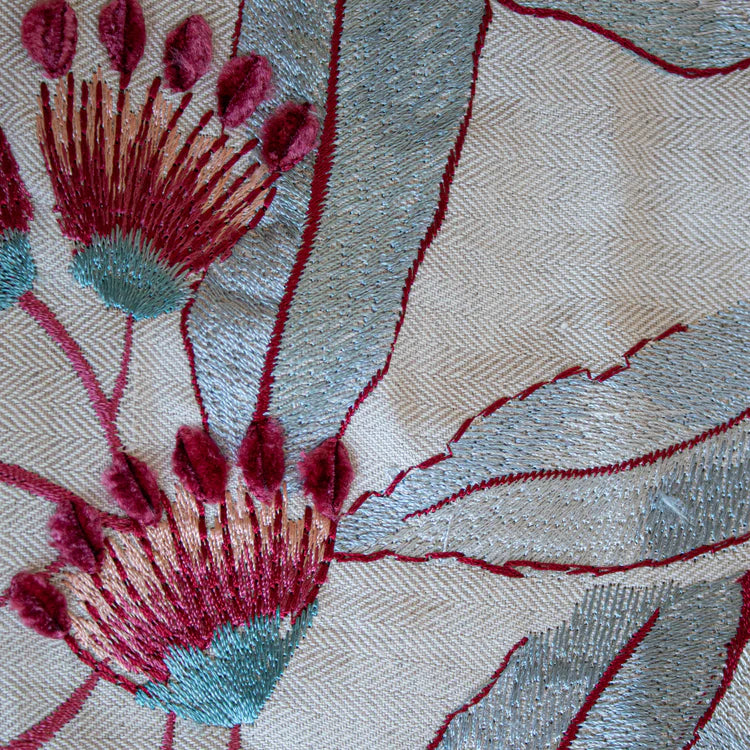 Linenberry Padded Throw