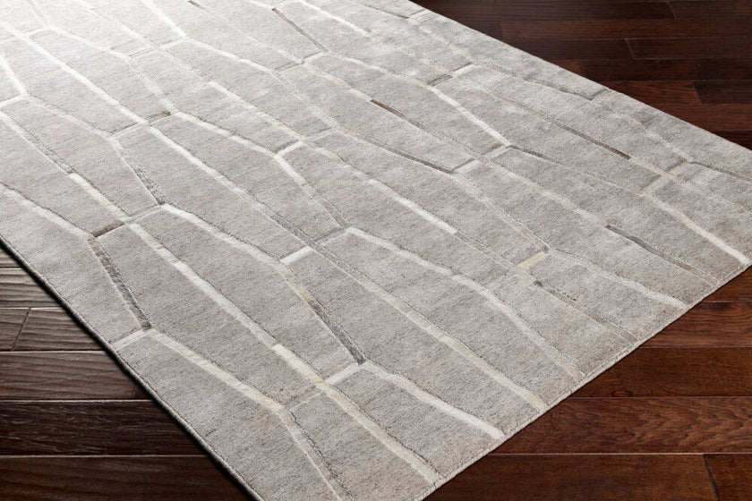 Eloquent Handmade Rug