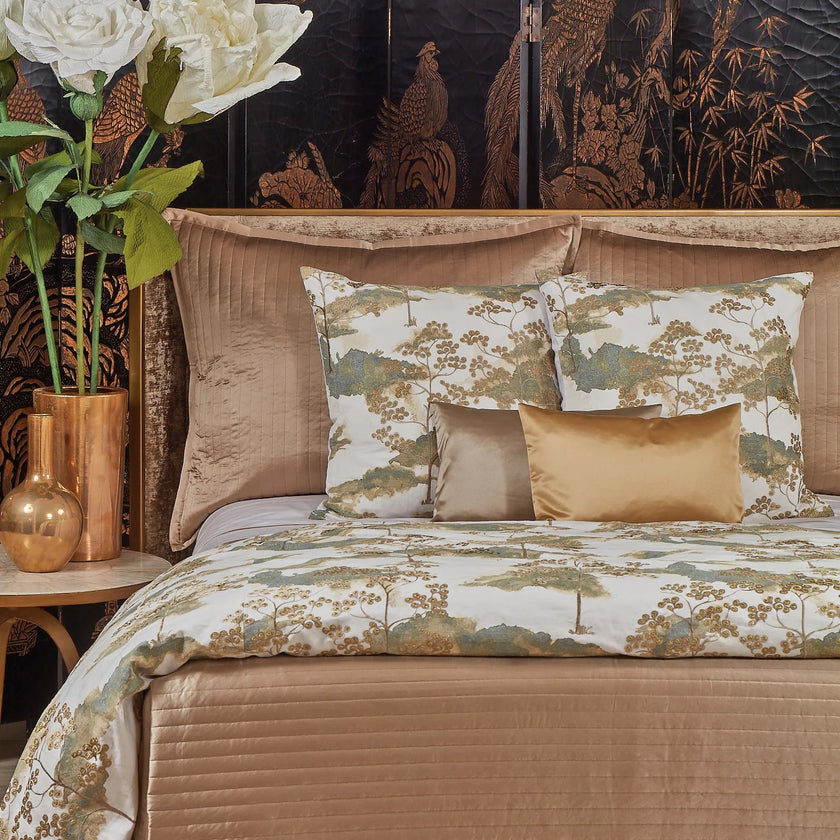 Avalon Throw